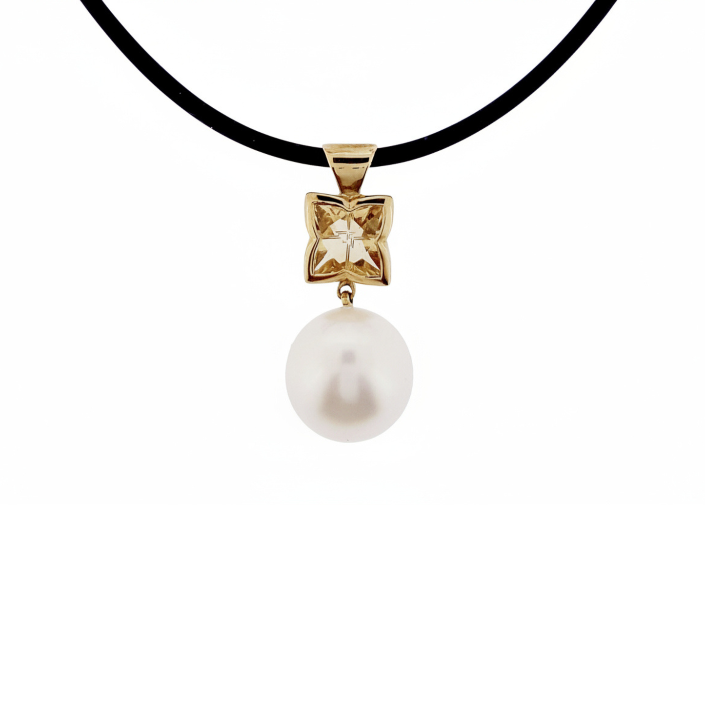 PCitG Australian South Sea pendant Citrine 9ct