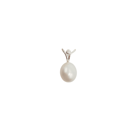 Fishtail Pendant with Cubic Zirconia