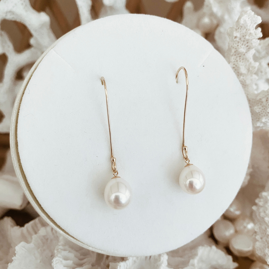 White Pearl 9ct Gold Hook